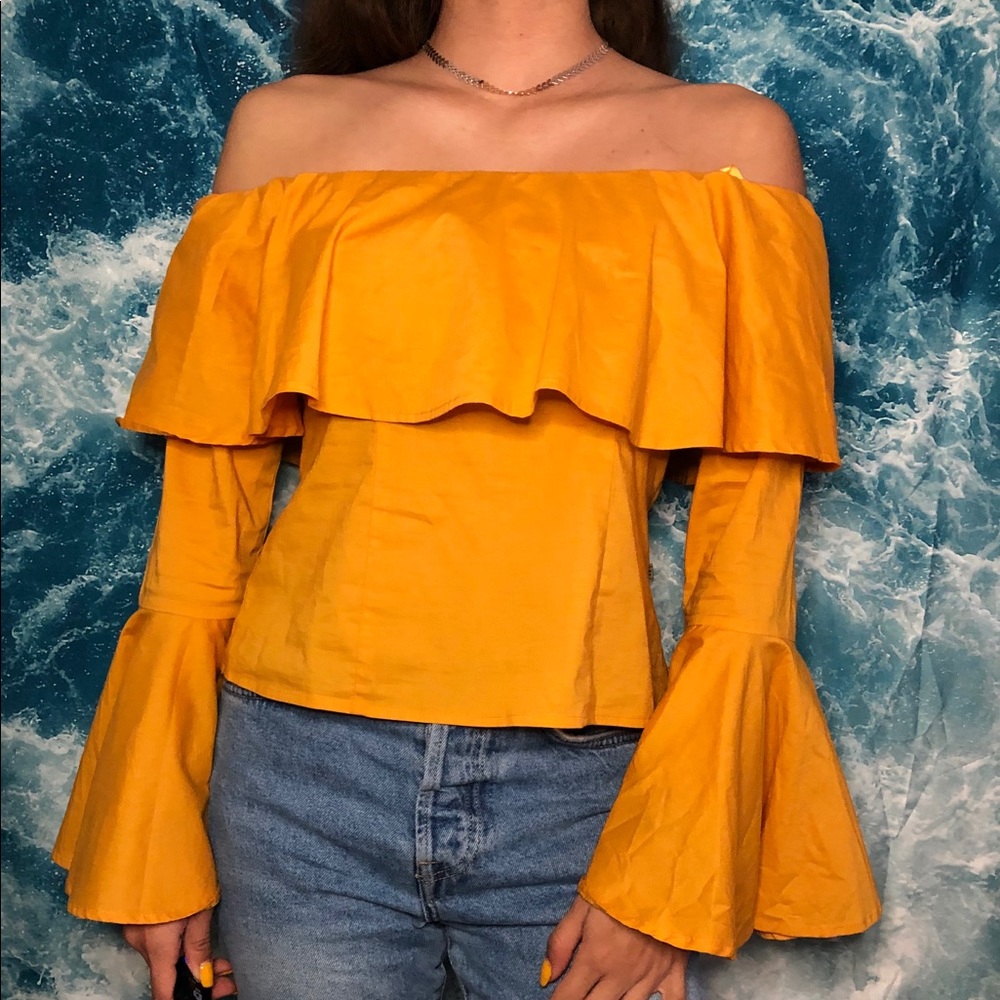 •NYTT Mustard Top⁣ 💧